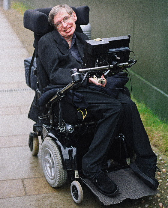 فيديو وصور: غوغل يحتفل بميلاد عالم الفيزياء ستيفن هوكينغ الـ80 صورة رقم 9