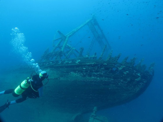 العثور على حطام السفينة الملعونة 