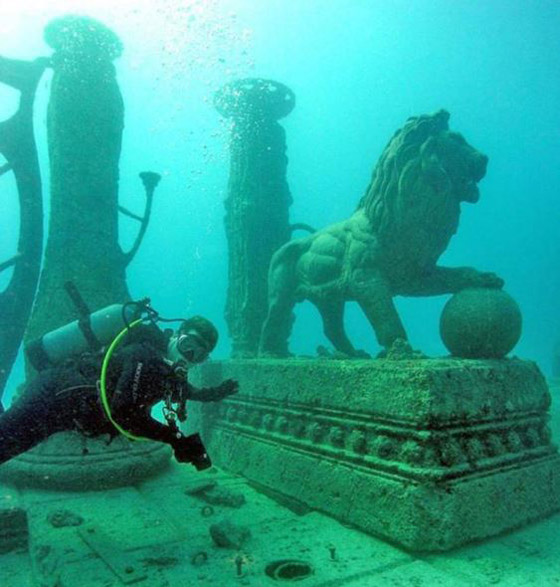 أغرب عادات دفن الموتى حول العالم صورة رقم 11