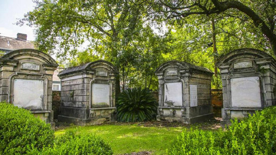 أغرب عادات دفن الموتى حول العالم صورة رقم 12