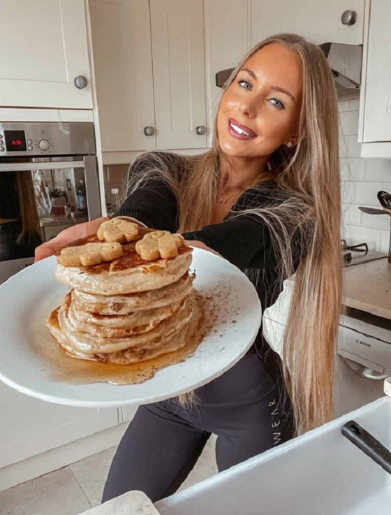 تصاب بحالة نادرة تجعلها تخشى تناول الطعام صورة رقم 3