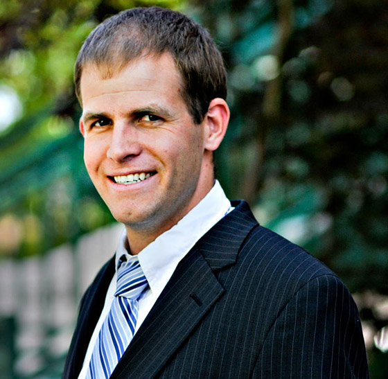 فيديو وصور: رجل أمريكي خارق يحطم 52 رقما قياسيا في 52 أسبوعا! صورة رقم 2