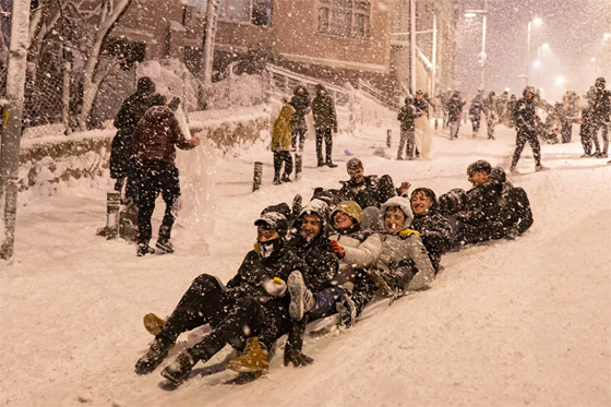 إليكم نبذة مصورة لأهم أحداث الأسبوع من مختلف أنحاء العالم صورة رقم 19 إليكم نبذة مصورة لأهم أحداث الأسبوع من مختلف أنحاء العالم صورة رقم 19