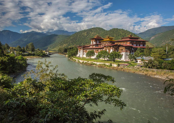 يستغرق عبوره شهرا! إعادة افتتاح مسار قديم ببوتان لأول مرة منذ 60 عاما صورة رقم 11