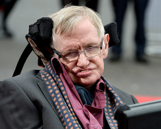 معادلات ورسومات غامضة.. محاولات لحل لغز سبورة ستيفن هوكينغ السوداء صورة رقم 13