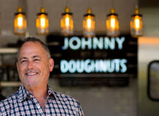 سلسلة مخابز أمريكية تبحث عن “مولعٍ بالكعك المحلَّى”.. وظيفته تجريب نكهاتها وترويجها على “السوشيال ميديا” صورة رقم 6