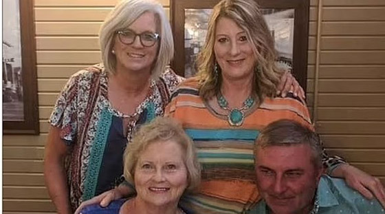 تكتشفان بأنهما بُدلتا بالخطأ عند ولادتهما قبل 55 عاماً صورة رقم 1