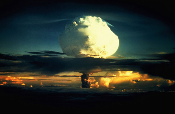 القنبلة الكهرومغناطيسية.. تعرفوا على أخطر سلاح تدمير البشرية! صورة رقم 6