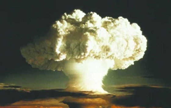 القنبلة الكهرومغناطيسية.. تعرفوا على أخطر سلاح تدمير البشرية! صورة رقم 2