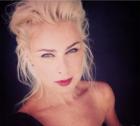 أغرب أشخاص في العالم.. أحدهم لا ينام أبداً وآخر يعيش مثل الكلب صورة رقم 3