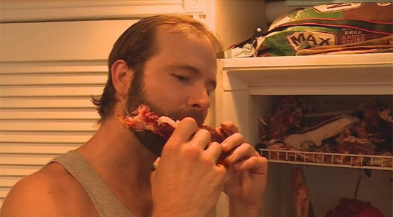 أغرب أشخاص في العالم.. أحدهم لا ينام أبداً وآخر يعيش مثل الكلب صورة رقم 5