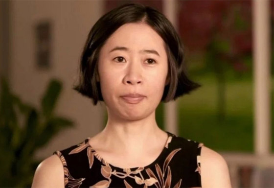 أغرب أشخاص في العالم.. أحدهم لا ينام أبداً وآخر يعيش مثل الكلب صورة رقم 9