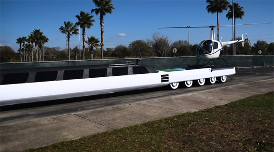 أطول سيارة بالعالم تدخل موسوعة غينيس.. طولها 30م وتحملها 26 عجلة! صورة رقم 13