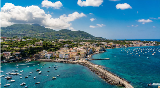 إسكيا.. جزيرة الفردوس التي تمنحك طعم إيطاليا الحقيقي صورة رقم 6