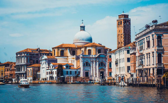 بالصور: تعرفوا إلى أشهر القنوات المائية حول العالم صورة رقم 4