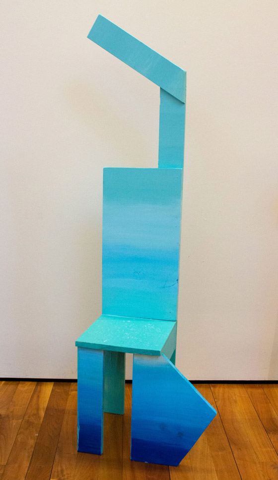 صور مدهشة: طلاب يطلقون العنان لخيالهم بمشروع تصميم كراسي خشبية صورة رقم 6