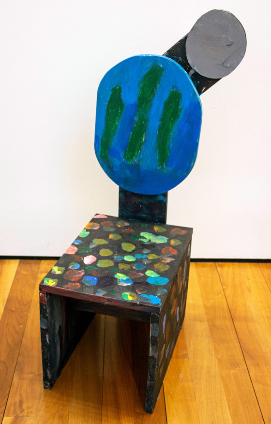 صور مدهشة: طلاب يطلقون العنان لخيالهم بمشروع تصميم كراسي خشبية صورة رقم 12