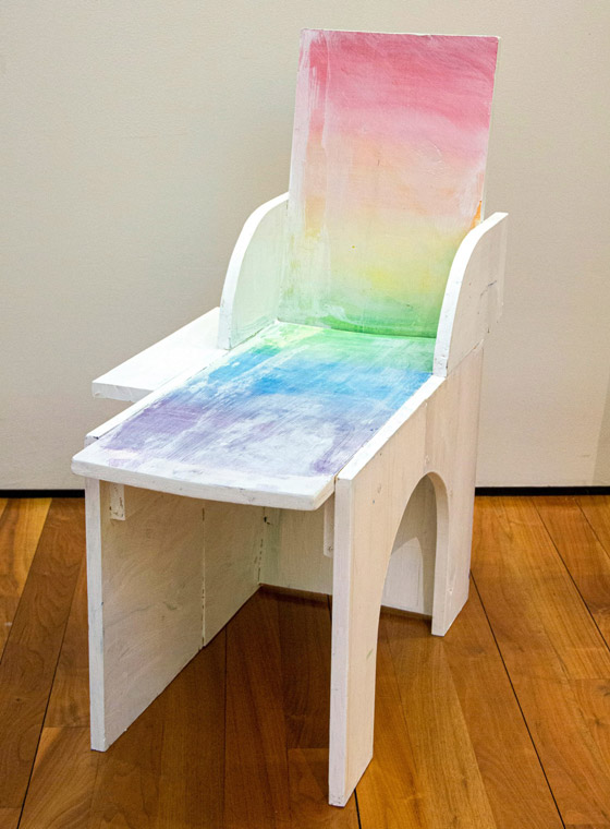 صور مدهشة: طلاب يطلقون العنان لخيالهم بمشروع تصميم كراسي خشبية صورة رقم 13