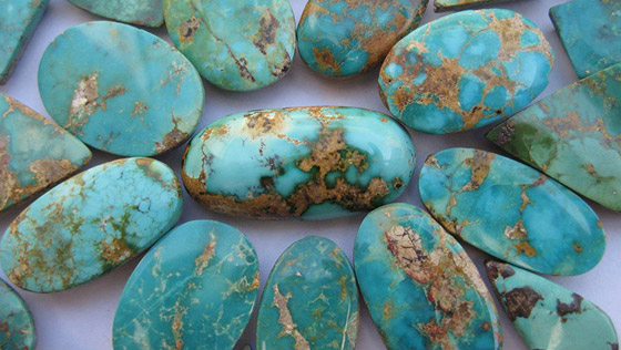 أغرب المعلومات عن حجر الفيروز.. الذي يروي قصة منذ آلاف السنين صورة رقم 11