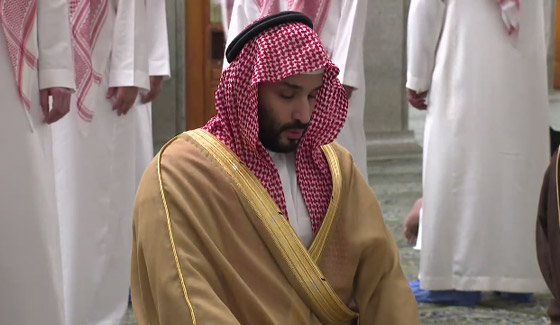 فيديو: ولي العهد السعودي يصلي بمسجد قباء النبوي ويطلق مشروع توسعته صورة رقم 10 فيديو: ولي العهد السعودي يصلي بمسجد قباء النبوي ويطلق مشروع توسعته صورة رقم 10