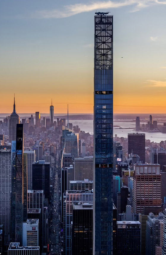 بالصور: أرق وأنحف ناطحة سحاب في العالم تزين أفق مدينة نيويورك صورة رقم 8 بالصور: أرق وأنحف ناطحة سحاب في العالم تزين أفق مدينة نيويورك صورة رقم 8
