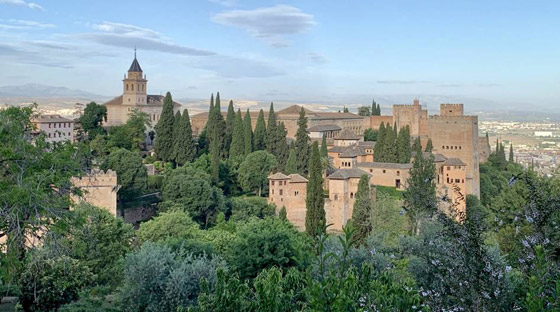 بالصور: تعرفوا إلى أجمل المعالم الإسلامية في إسبانيا صورة رقم 1