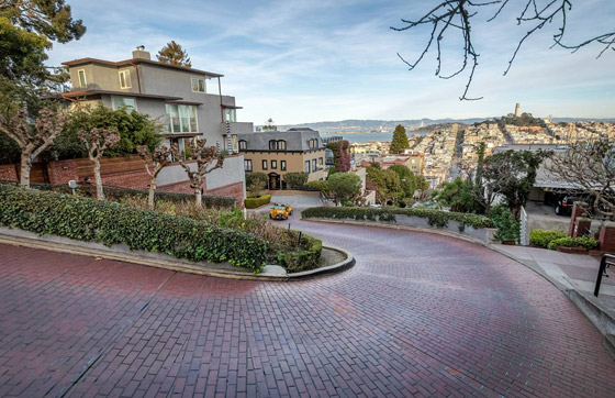 بالصور: إليكم 13 من أشهر الشوارع المنتشرة في أجمل الوجهات السياحية صورة رقم 1 بالصور: إليكم 13 من أشهر الشوارع المنتشرة في أجمل الوجهات السياحية صورة رقم 1