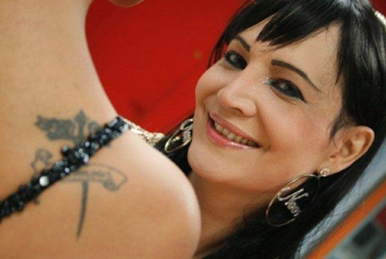 صور نجمات شهيرات هن في الأصل رجال.. بينهن 5 عربيات! صورة رقم 11 صور نجمات شهيرات هن في الأصل رجال.. بينهن 5 عربيات! صورة رقم 11