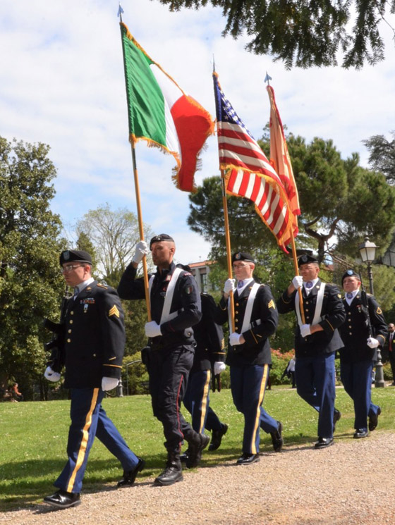 قصة كعكة من الحرب العالمية الثانية.. عادت لصاحبتها! فيديو وصور صورة رقم 9