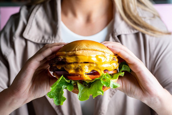 أغرب الأعياد في شهر مايو...منها يوم وضع وسادة في الثلاجة صورة رقم 8