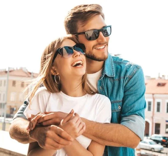 تعرفوا إلى طريقة تصرف كل برج عندما يقع في الحب صورة رقم 2