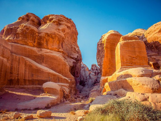 وادي رم.. رمال ذهبية تغري المصطافين بزيارة الأردن صورة رقم 10