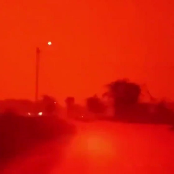 ظاهرة غريبة تثير الرعب في الصين.. فجأة تحولت السماء للون الأحمر! صورة رقم 7