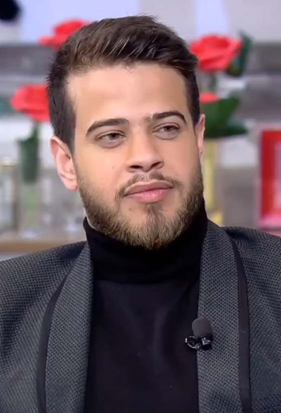 فيديو: فنانة شهيرة تطلب يد أدهم نابلسي مقابل توبتها: ” إذا تزوجتني سأتحجب وأصلي وأتوب