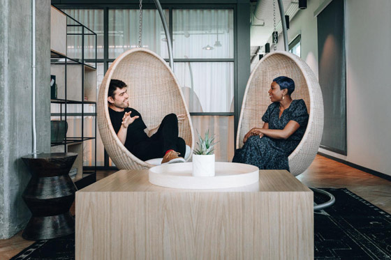 نتفليكس لموظفيها: 