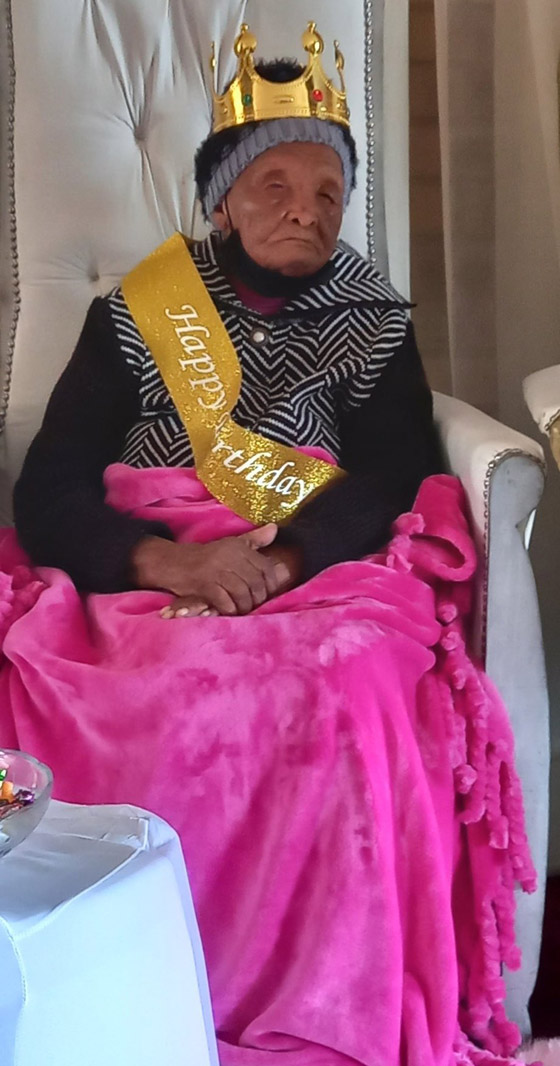 سر صحتها بالسبانخ.. سيدة تحتفل بعيد ميلادها الـ128 كأكبر امرأة بالعالم صورة رقم 2 سر صحتها بالسبانخ.. سيدة تحتفل بعيد ميلادها الـ128 كأكبر امرأة بالعالم صورة رقم 2