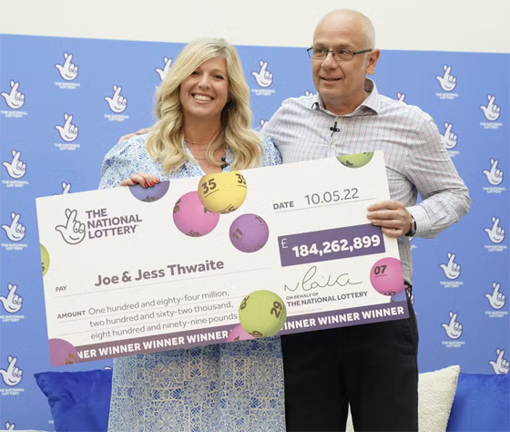 زوجان يفوزان بأكبر جائزة يانصيب في تاريخ بريطانيا.. صور صورة رقم 5