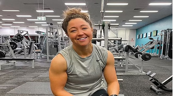 تكتشف إصابتها بالسرطان بفضل خسارة 45 كغ من وزنها صورة رقم 4