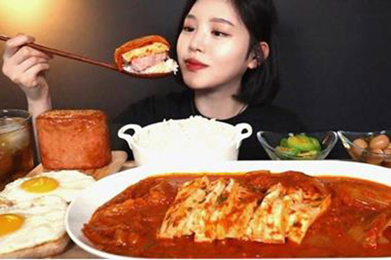 لماذا نعشق مشاهدة فيديوهات الأكل عند الشعور بالجوع؟ صورة رقم 5