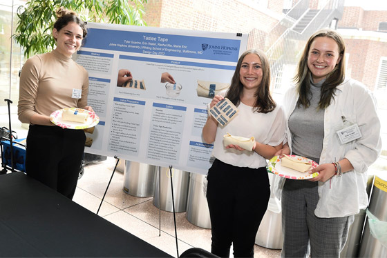 اختراع شريط لاصق صالح للأكل يجمع لفائف البوريتو.. هل ستجربه؟ صورة رقم 6