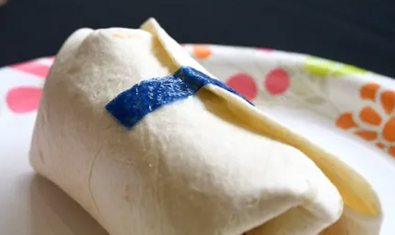 اختراع شريط لاصق صالح للأكل يجمع لفائف البوريتو.. هل ستجربه؟ صورة رقم 7