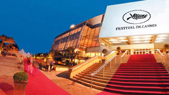 بسبب حذائه.. منع مخرج من المرور على سجادة مهرجان كان صورة رقم 5