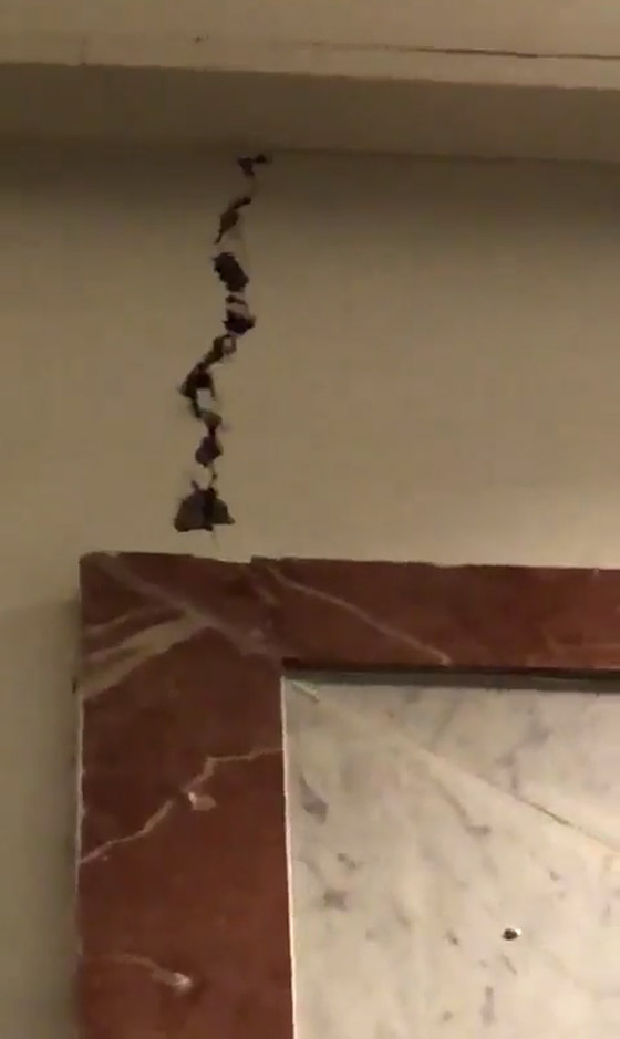 فيديو: زلزال قوي يضرب الكويت شعر به السكان في كل أرجاء البلاد صورة رقم 6 فيديو: زلزال قوي يضرب الكويت شعر به السكان في كل أرجاء البلاد صورة رقم 6
