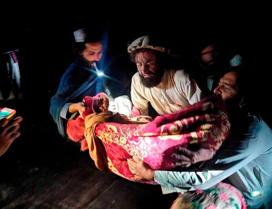 زلزال أفغانستان يحصد مزيدا من الضحايا.. 1500 قتيل ومئات الجرحى! صورة رقم 7 زلزال أفغانستان يحصد مزيدا من الضحايا.. 1500 قتيل ومئات الجرحى! صورة رقم 7