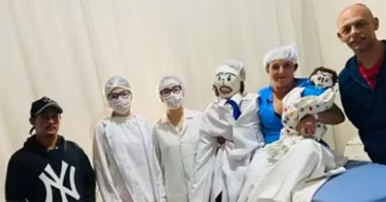 صور: امرأة برازيلية تتزوج دمية وتعلن إنجاب طفل منها! صورة رقم 8