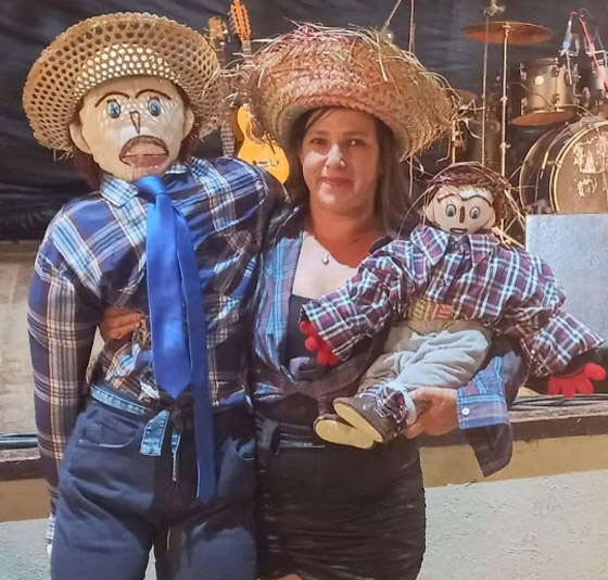 صور: امرأة برازيلية تتزوج دمية وتعلن إنجاب طفل منها! صورة رقم 7