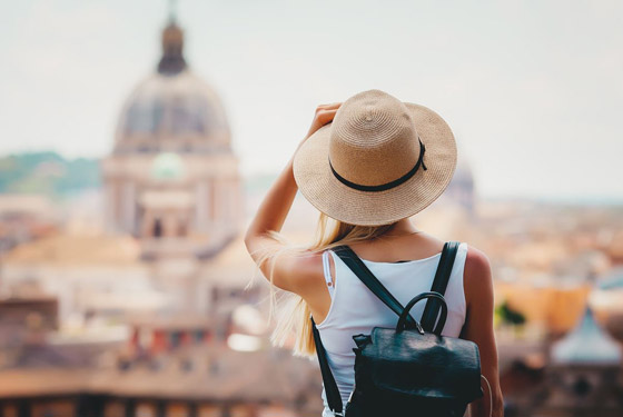 تجنبوا أبرز العادات السيئة خلال السفر صورة رقم 5