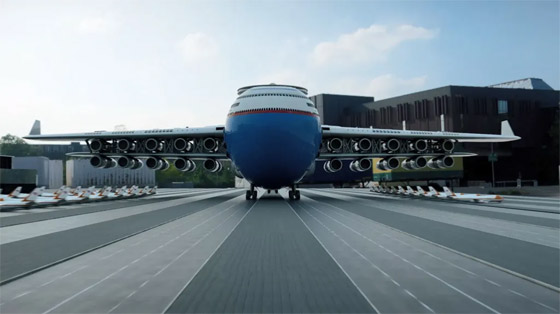 فيديو وصور: مهندس يمني يبتكر نموذجا لفندق طائر يحلق بالسماء لسنوات صورة رقم 13