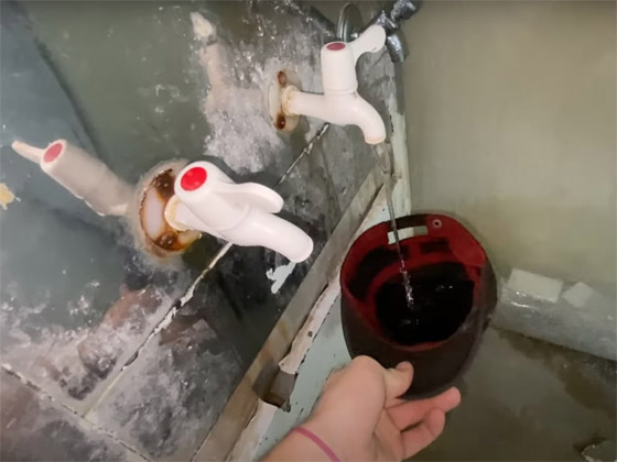 هاو للتسلق يخوض تجربة جنونية في دبي! تدلى من ناطحة سحاب على ارتفاع 390 مترا صورة رقم 7