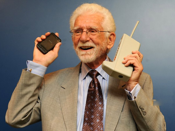 مخترع الهاتف المحمول مصدوم: الناس أصبحوا مدمنين ومهووسين بالموبايل! صورة رقم 1